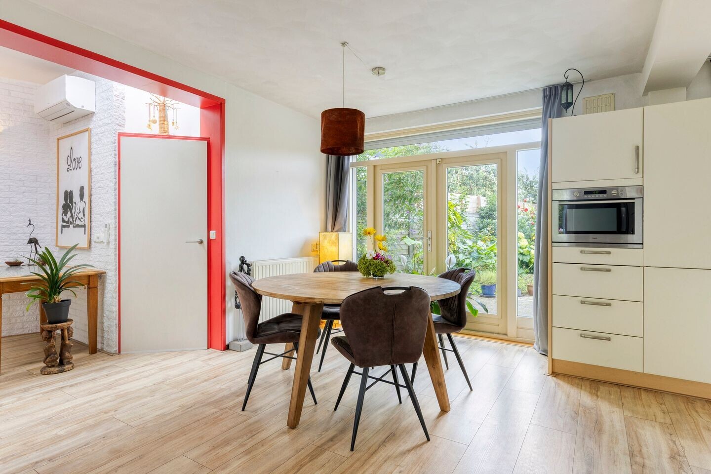 Tussenwoning te koop: Reinoldstraat 23, Uden