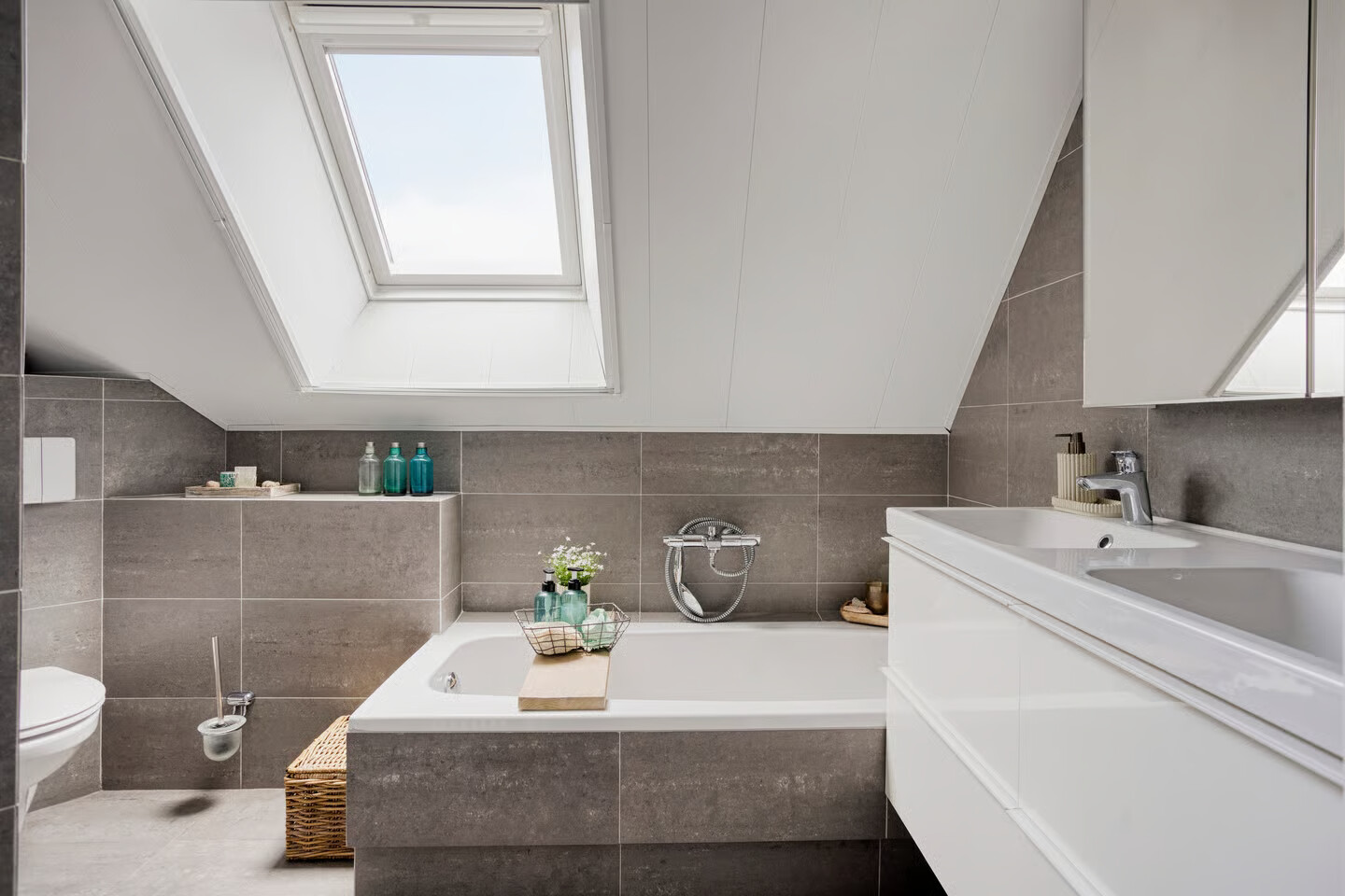 Twee-onder-één-kap te koop: St.-Michaëlstraat 8, Gemert