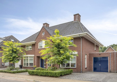Sint Jansbloem 39