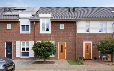Knelisroos 7