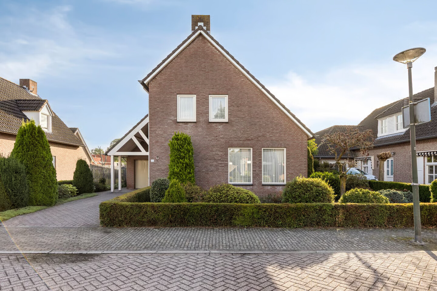 Vrijstaande woning te koop: van Musschenbroekstraat 13, Elsendorp