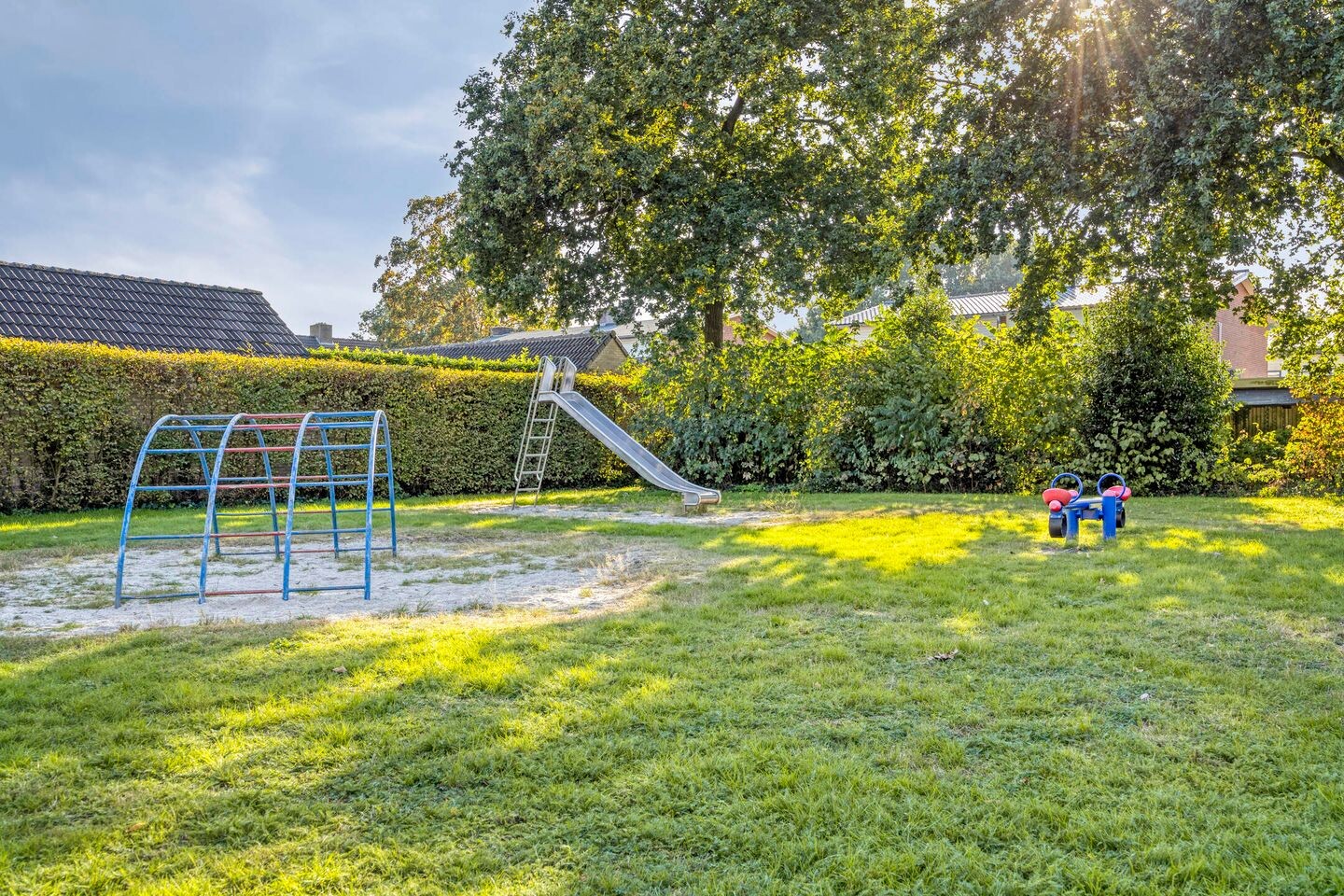 Twee-onder-één-kap te koop: Meeuwenlaan 32, Boekel