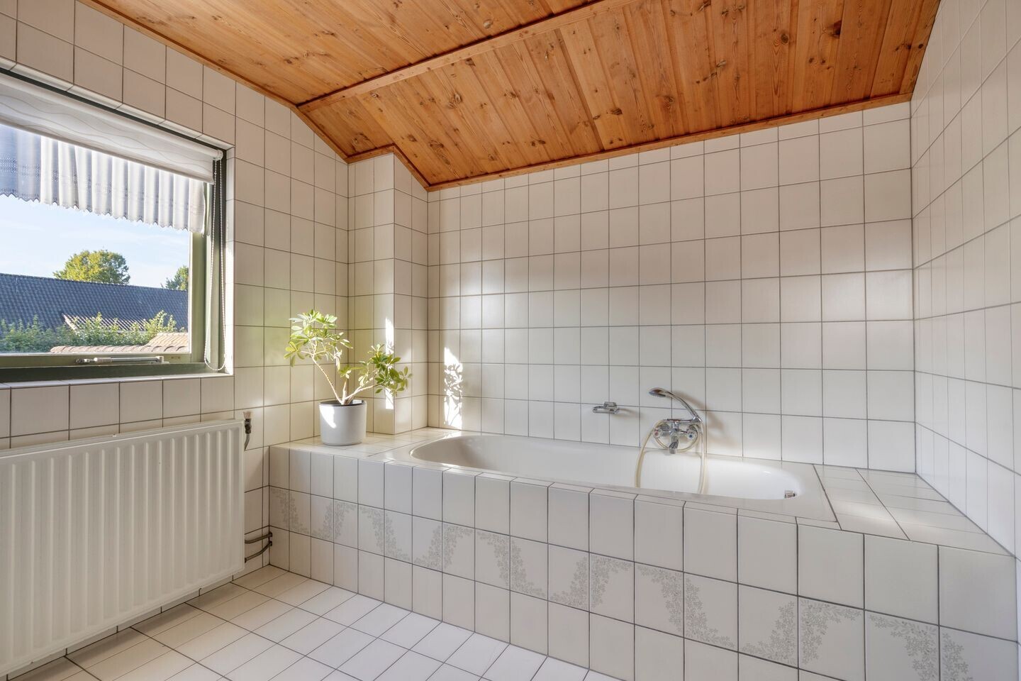 Vrijstaande woning te koop: Ringbaan 10, Venhorst
