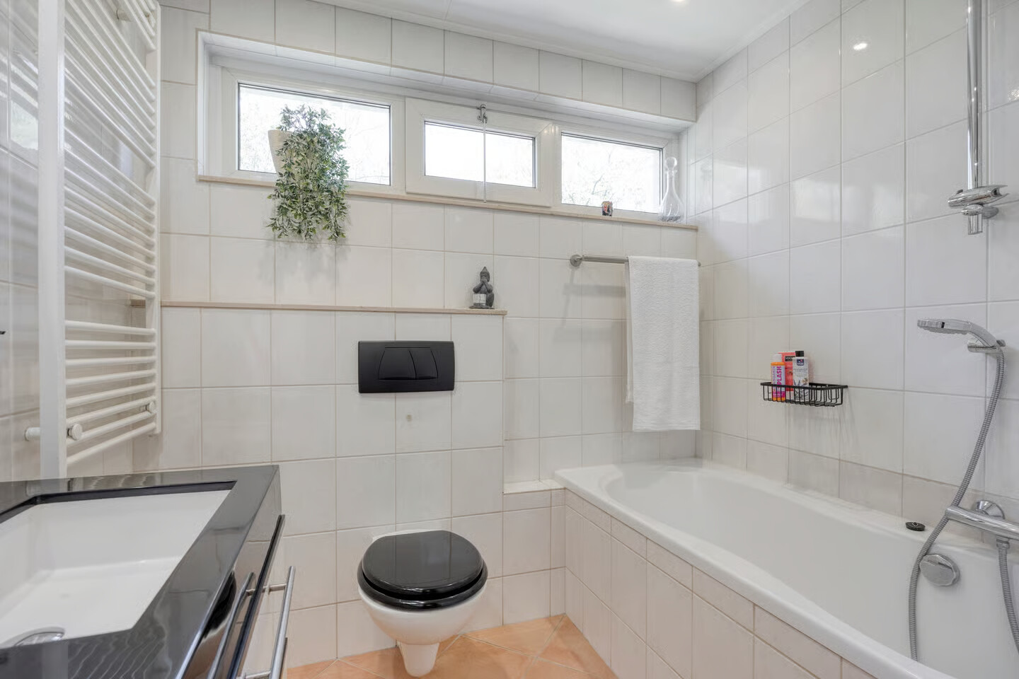 Tussenwoning te koop: Korhoenderveld 31, Cuijk