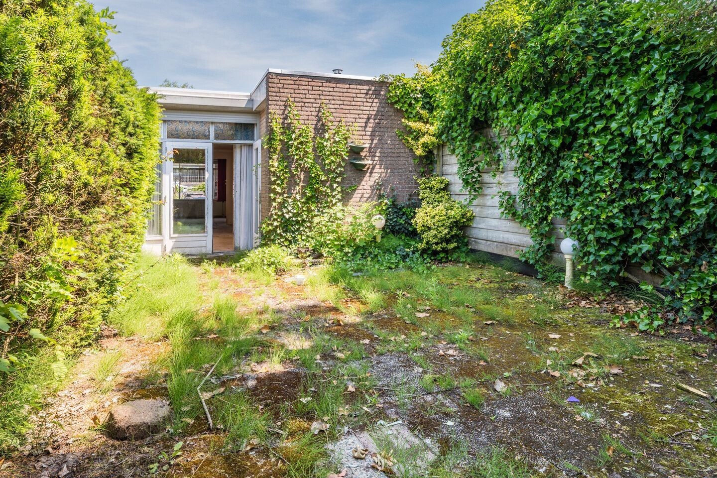 Tussenwoning te koop: Korhoenderveld 207, Cuijk