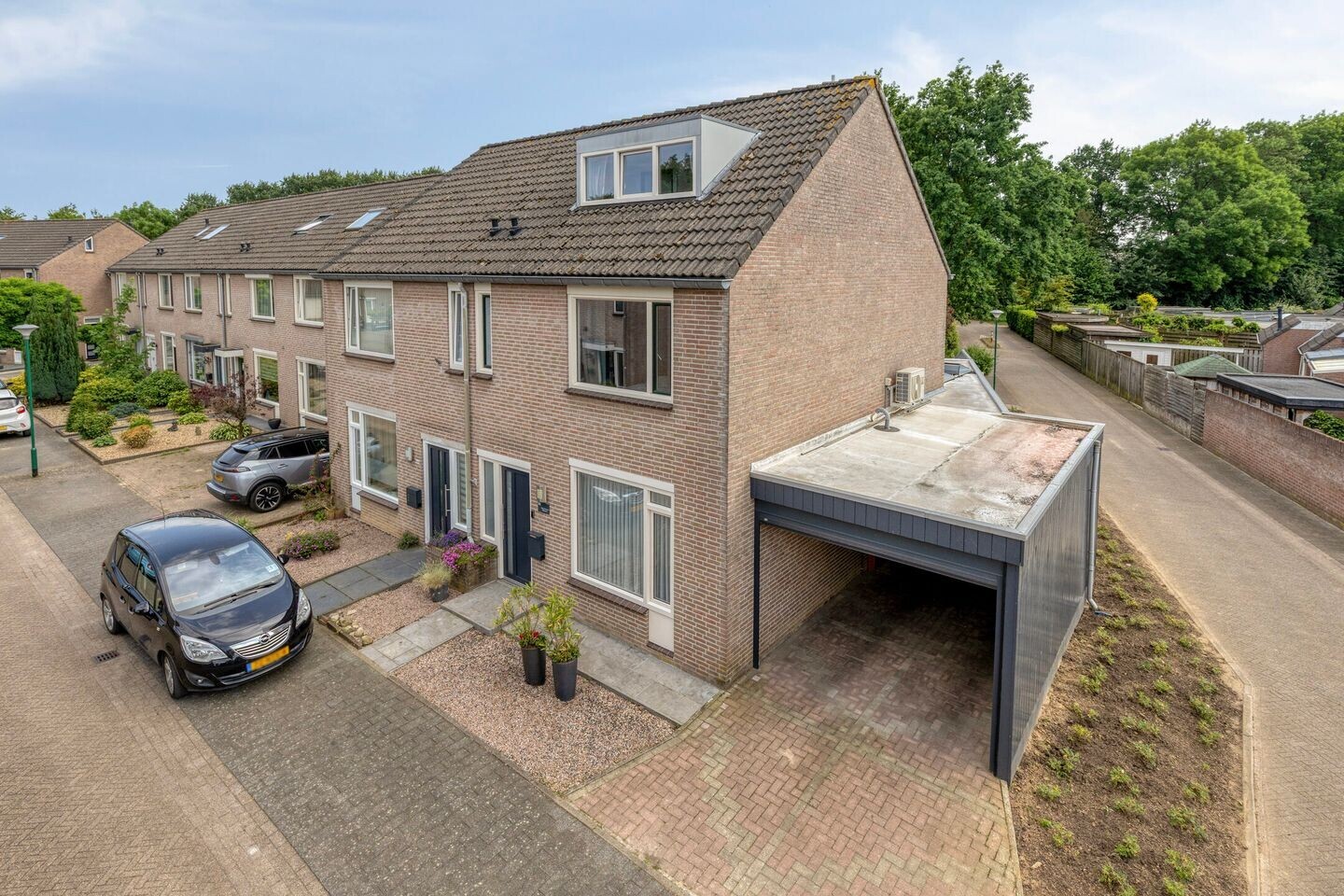 Hoekwoning te koop: Kardinaalsmuts 92, Cuijk