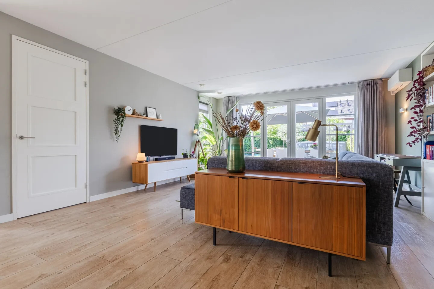 Twee-onder-één-kap te koop: Zilveresdoorn 5, Cuijk