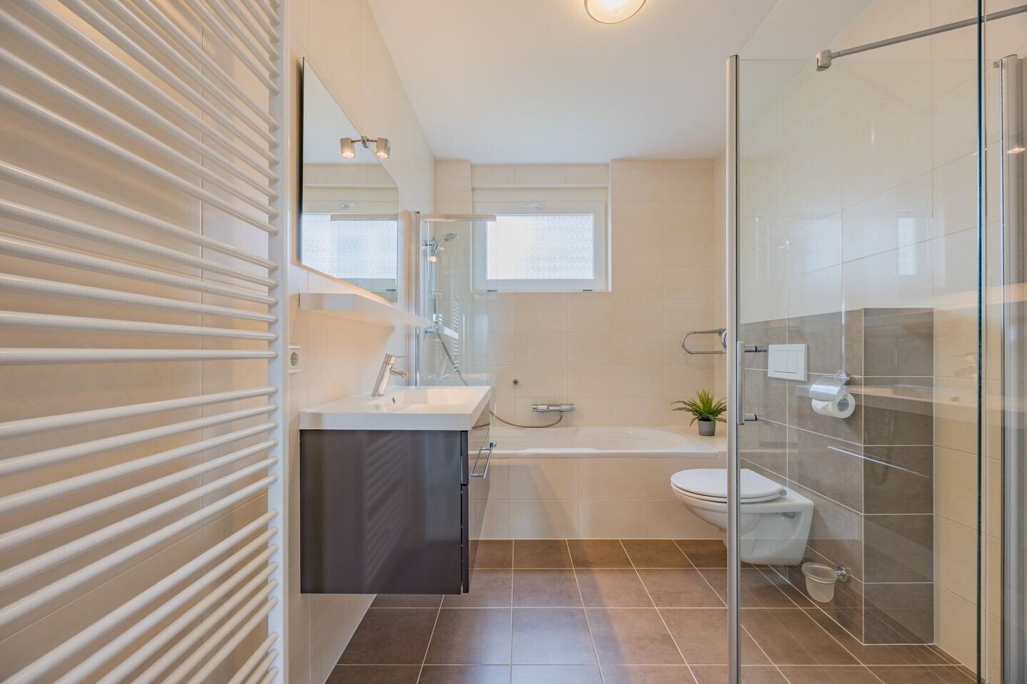 Tussenwoning te koop: Veldoven 12, Cuijk