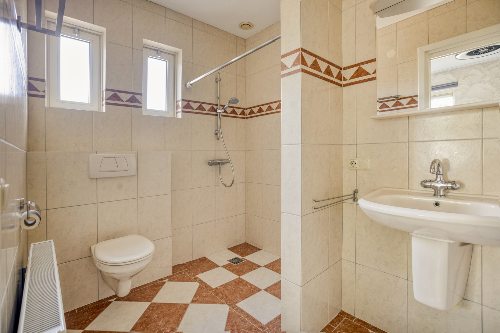 Vrijstaande woning te koop: Franssenstraat 27, Vianen Nb