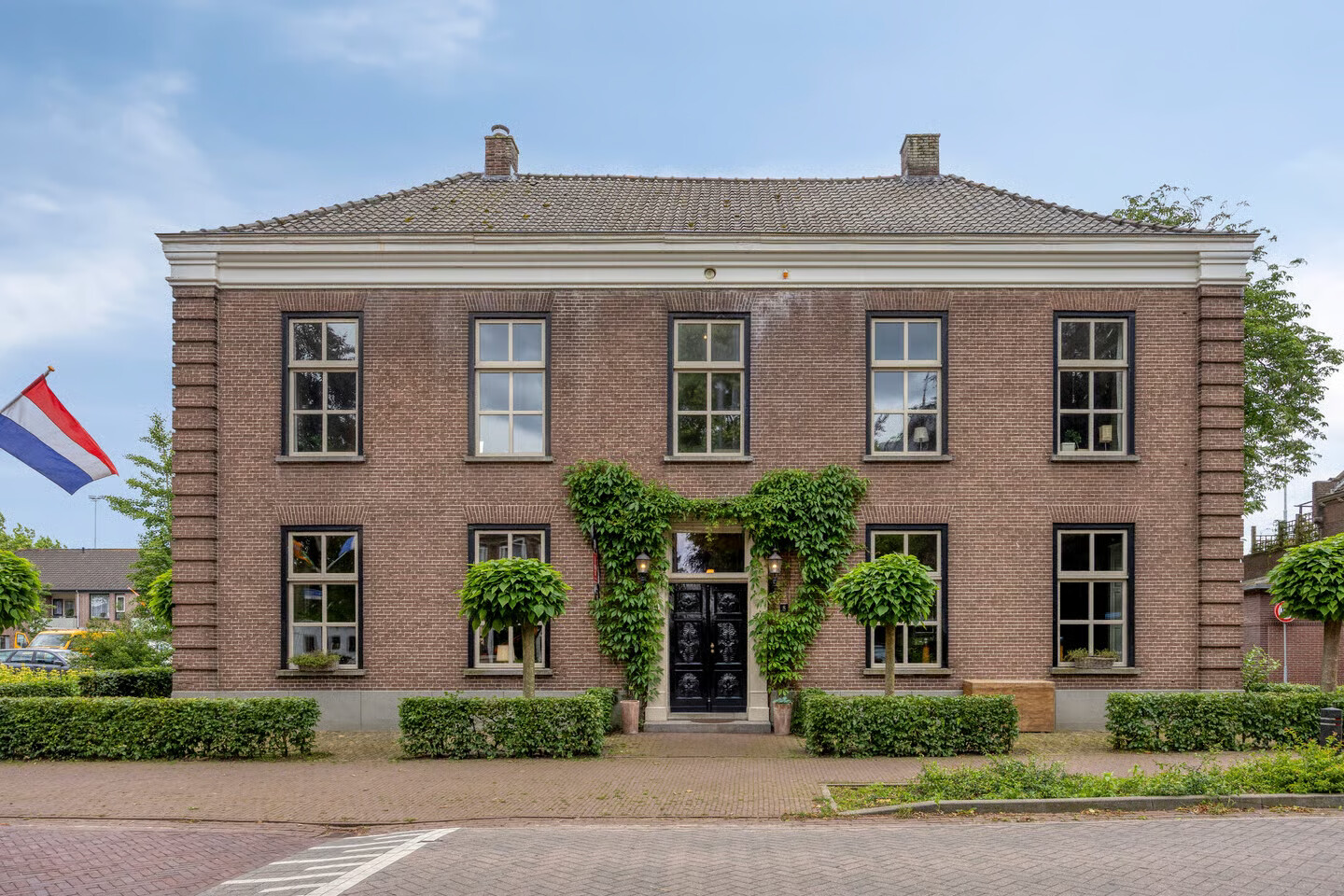 Twee-onder-één-kap te koop: Grotestraat 8, Beers Nb