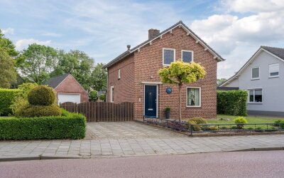 Burg Thijssenstraat 25