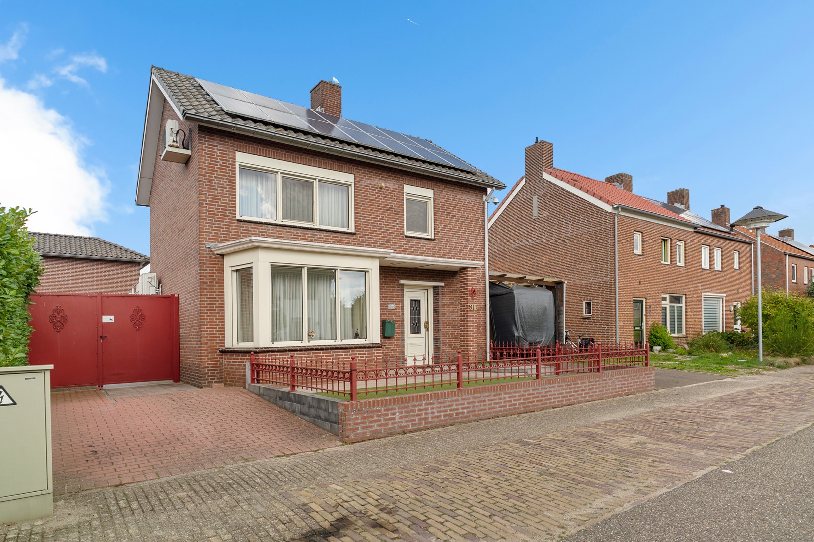 Hoekwoning te koop: Kampsestraat 36, Haps