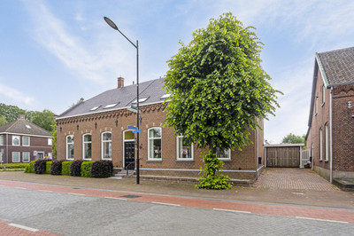 Dorpsstraat 15