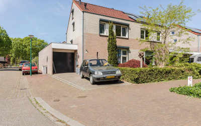 Brugse Berg 100