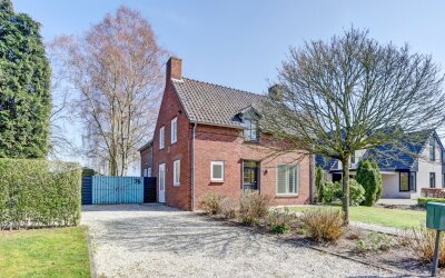 Dorpsstraat 76