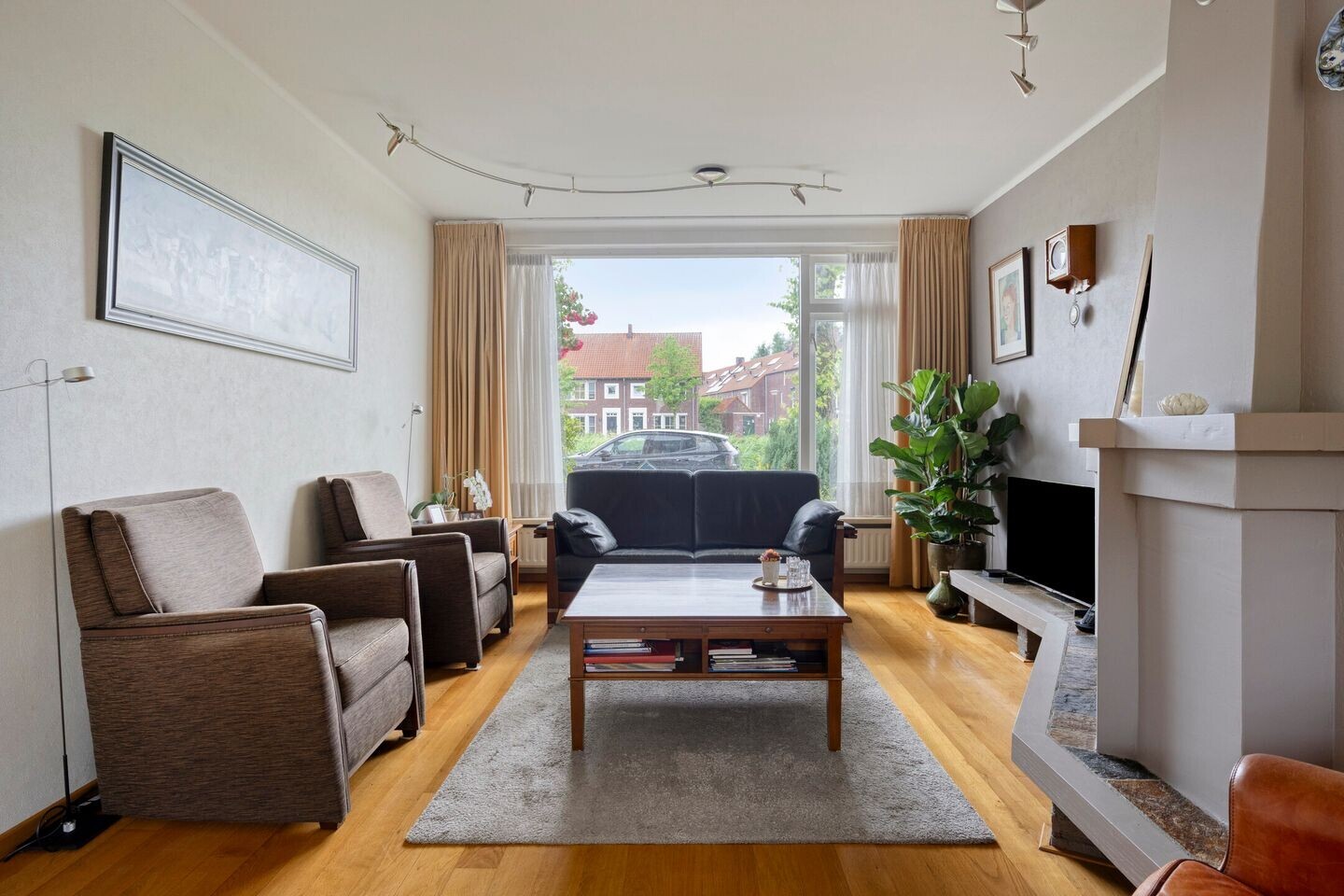 Twee-onder-één-kap te koop: Dr. Verbeeksingel 15, Veghel