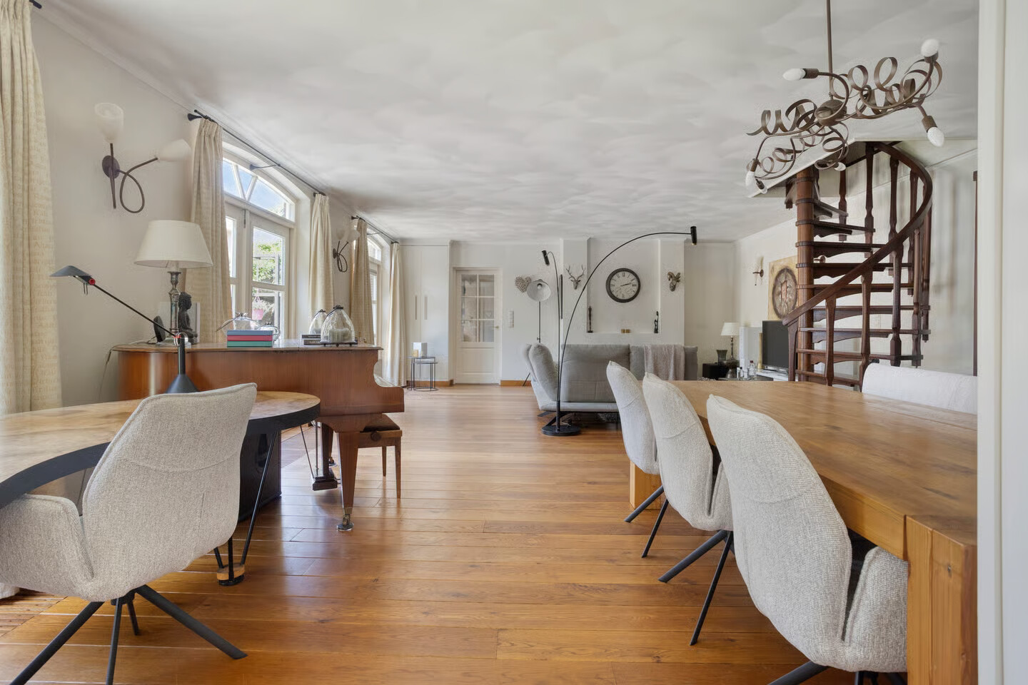 Vrijstaande woning te koop: Heuvelstraat 27, Veghel