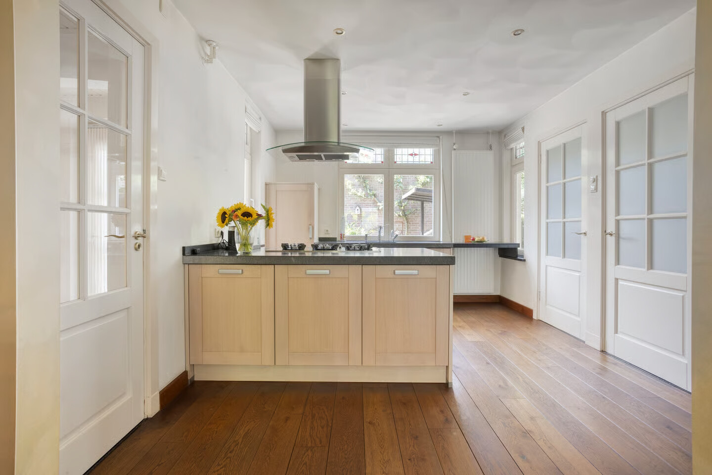 Vrijstaande woning te koop: Heuvelstraat 27, Veghel