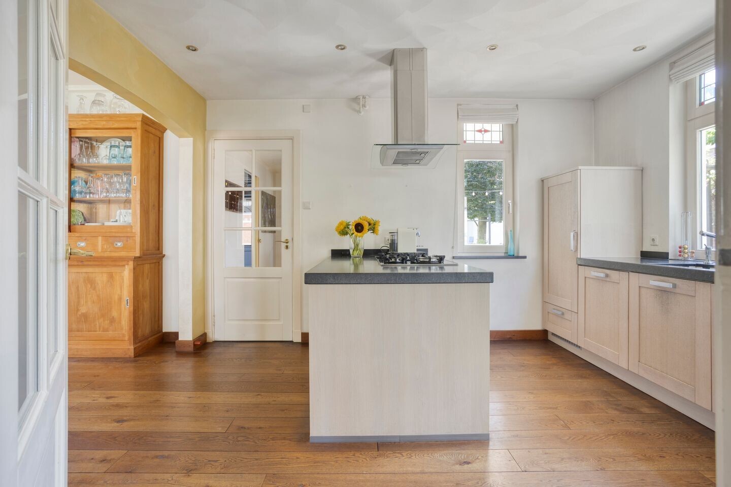 Vrijstaande woning te koop: Heuvelstraat 27, Veghel