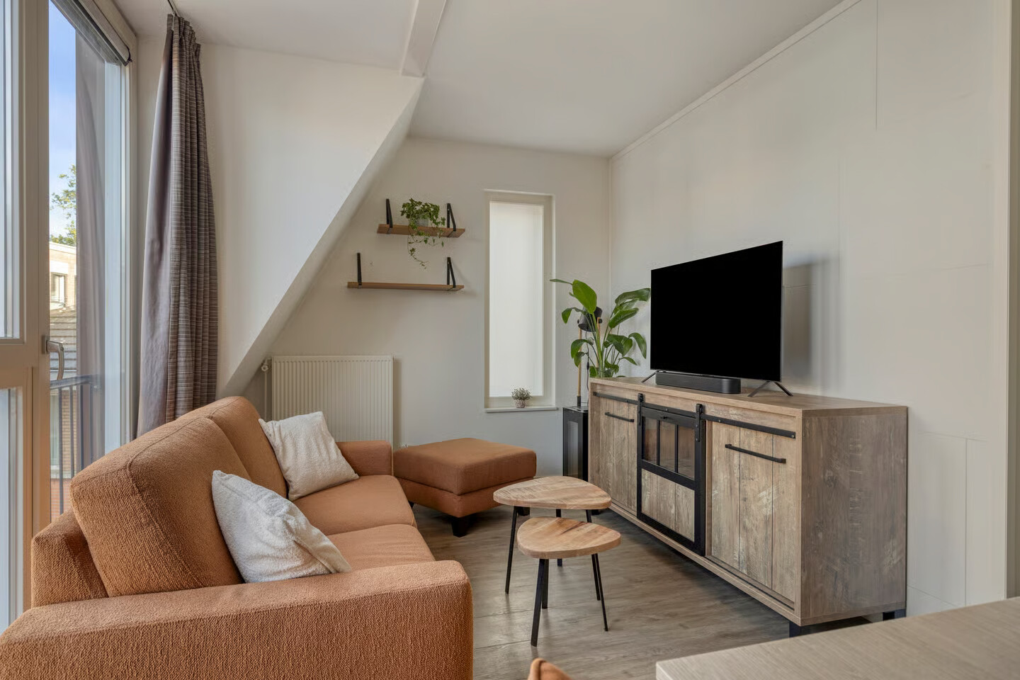 Studio te koop: Mgr vdn Tillaartstraat 43C, Veghel