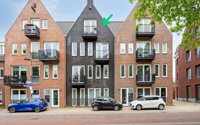 H. Hartplein 17-C