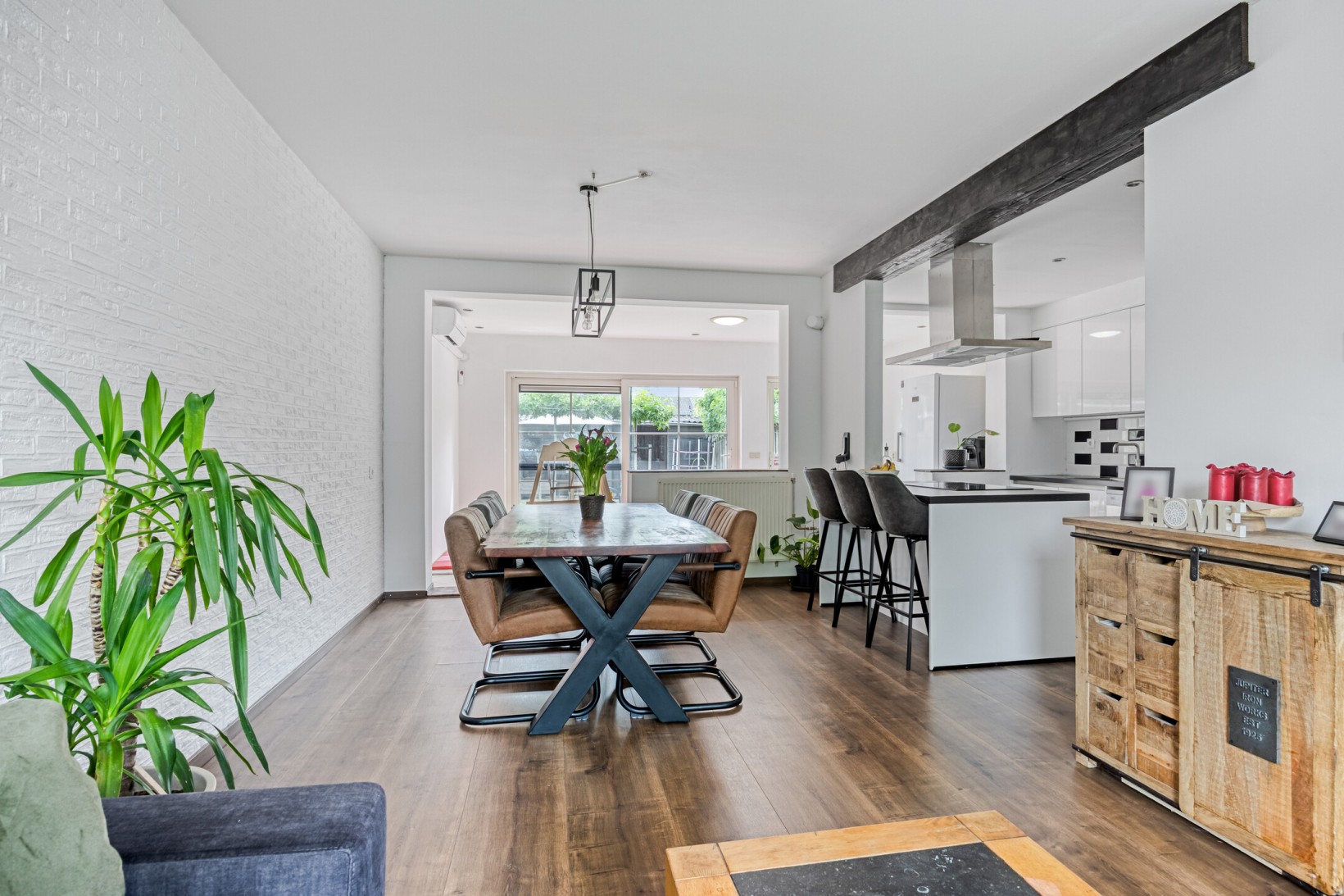 Tussenwoning te koop: Ds. Talmastraat 8, Veghel