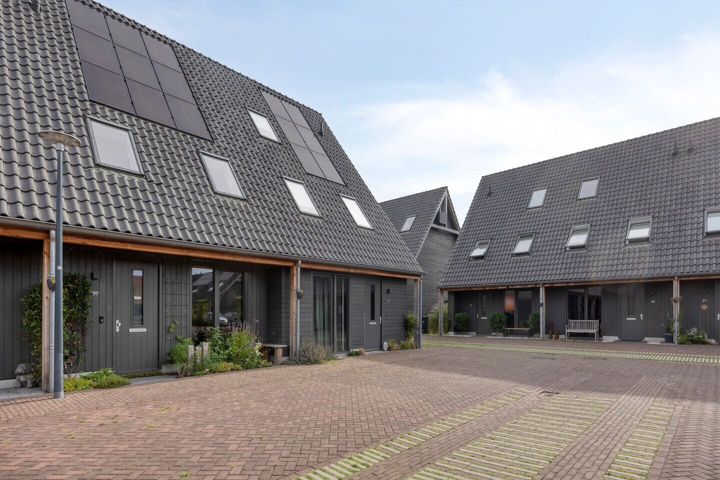 Tussenwoning te koop: Sandershoeve 20, Veghel