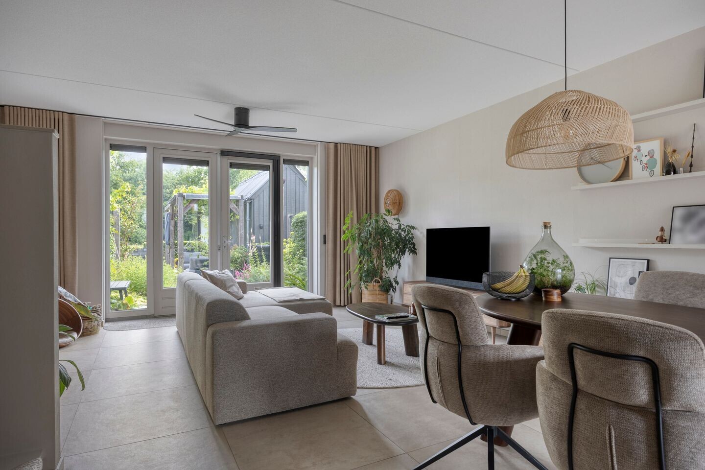 Tussenwoning te koop: Sandershoeve 20, Veghel
