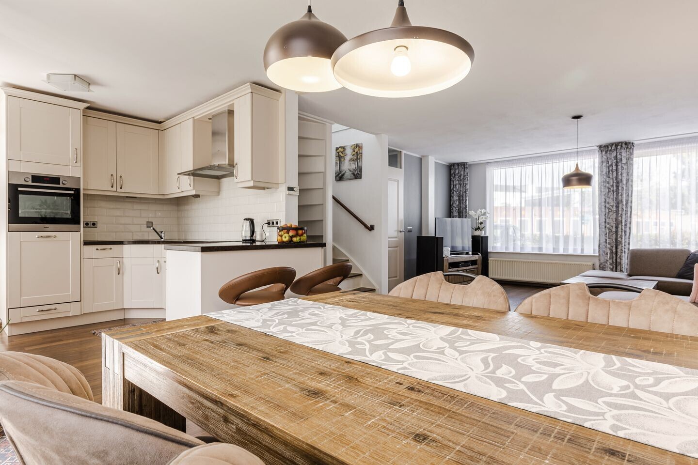 Tussenwoning te koop: Moerven 326, Veghel
