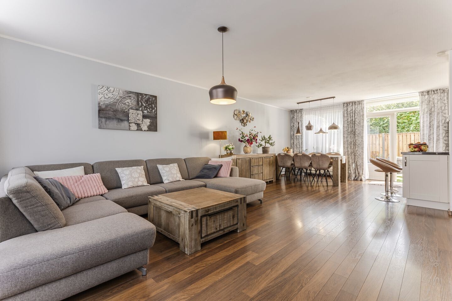 Tussenwoning te koop: Moerven 326, Veghel