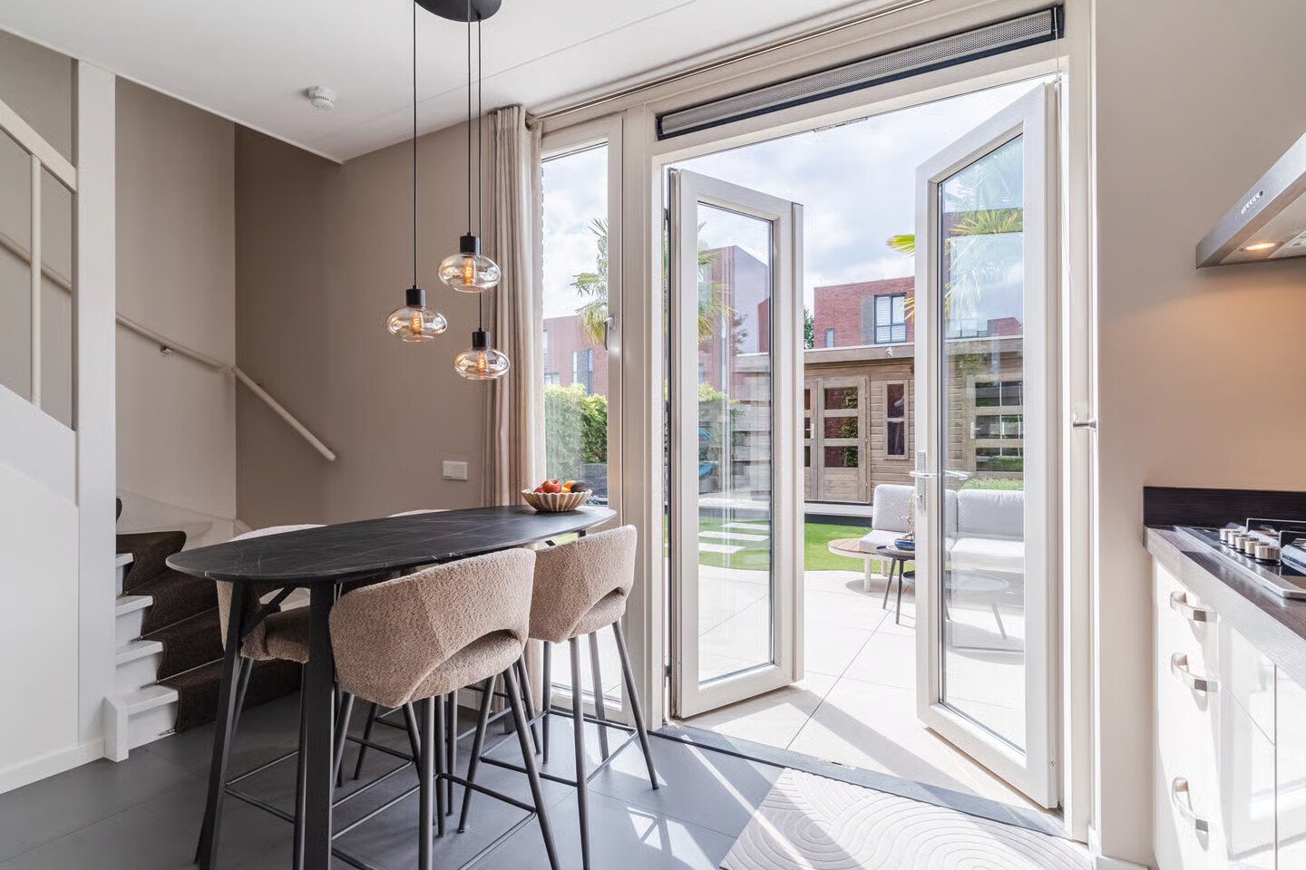 Hoekwoning te koop: Vlasven 44, Veghel