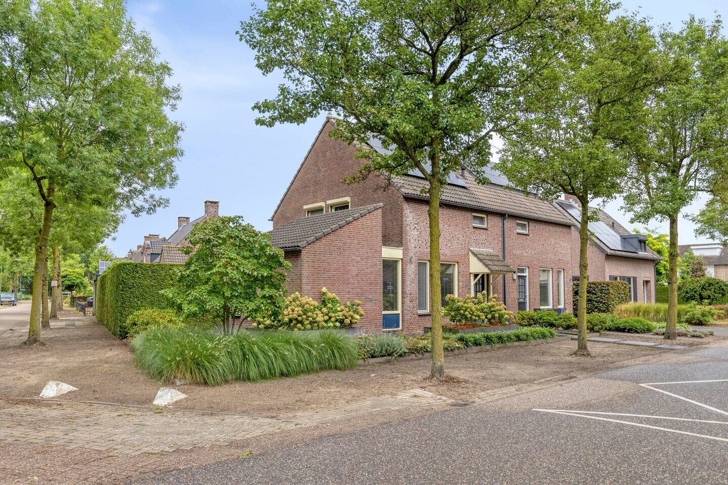 Twee-onder-één-kap te koop: De Voortstraat 5, Veghel