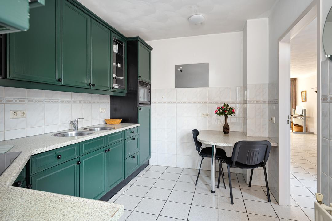 Tussenwoning te koop: Schoolhuisweg 25, Veghel
