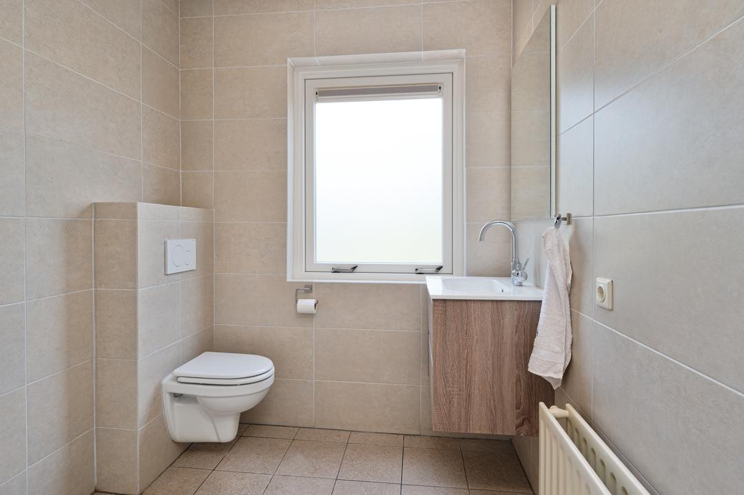 Tussenwoning te koop: Schoolhuisweg 25, Veghel