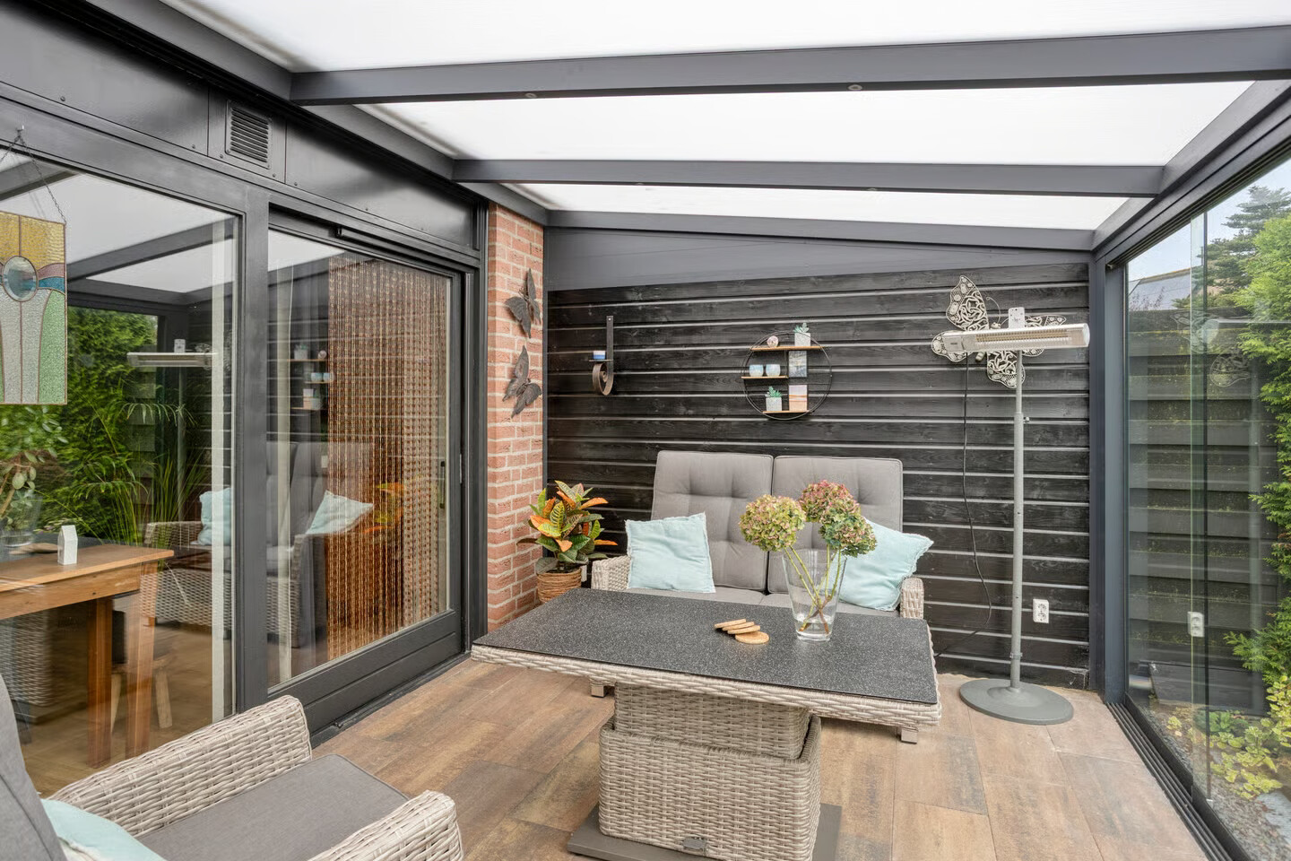 Tussenwoning te koop: Schapeweide 16, Veghel