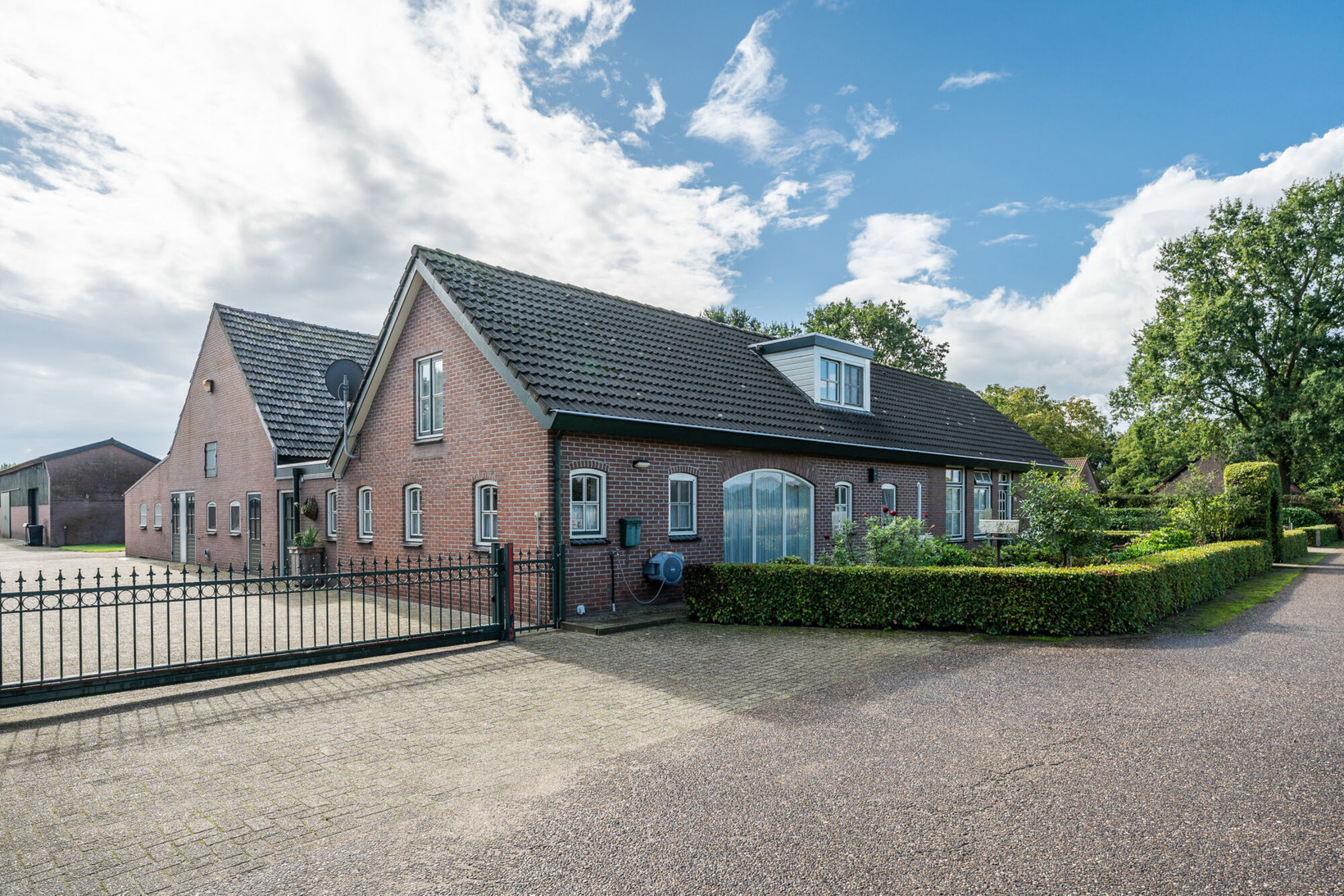 Twee-onder-één-kap te koop: Boterhurken 20A, Erp