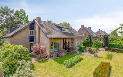 Dorpsstraat 57