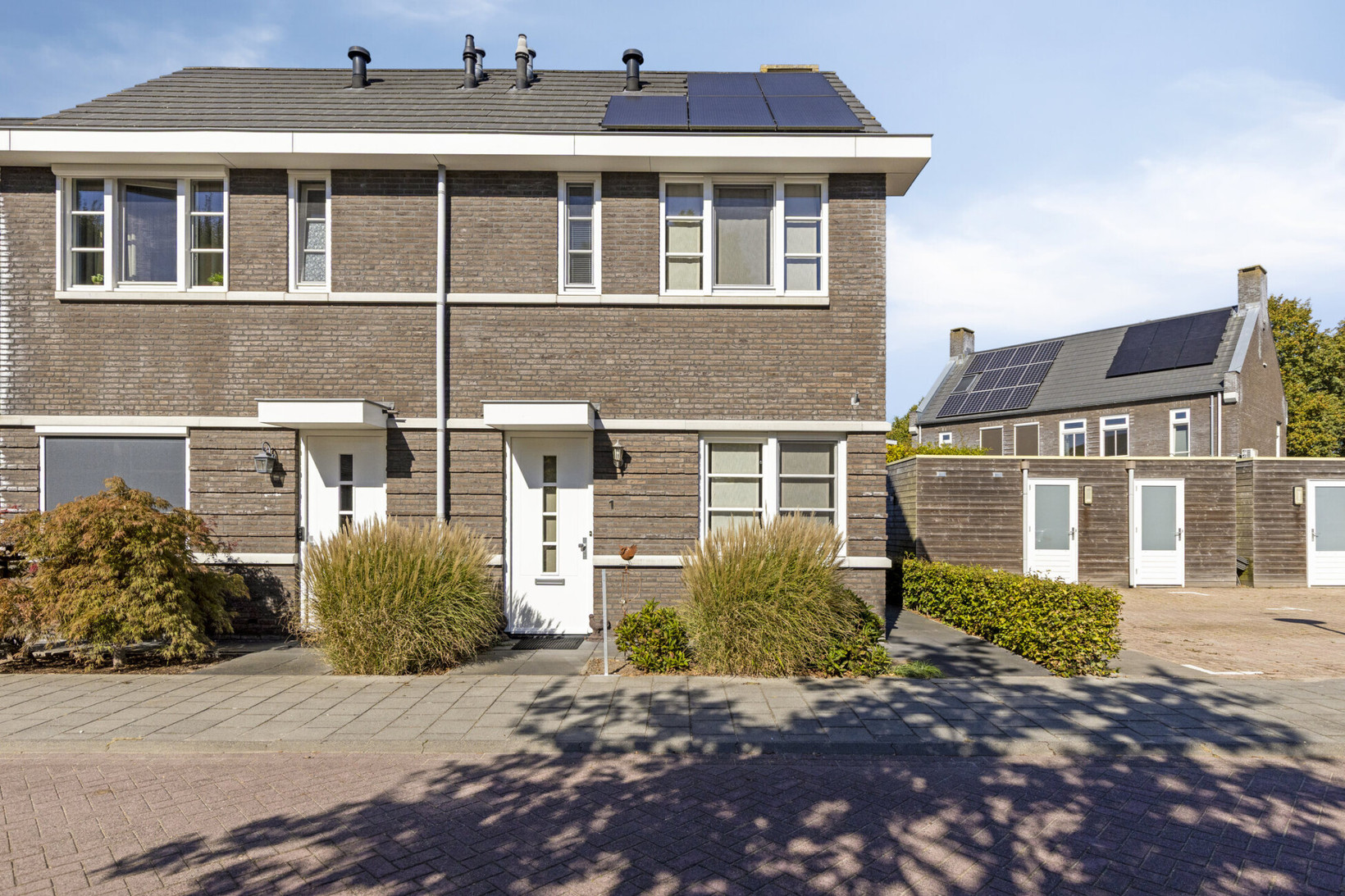 Twee-onder-één-kap te koop: Schoolstraat 1, Schijndel
