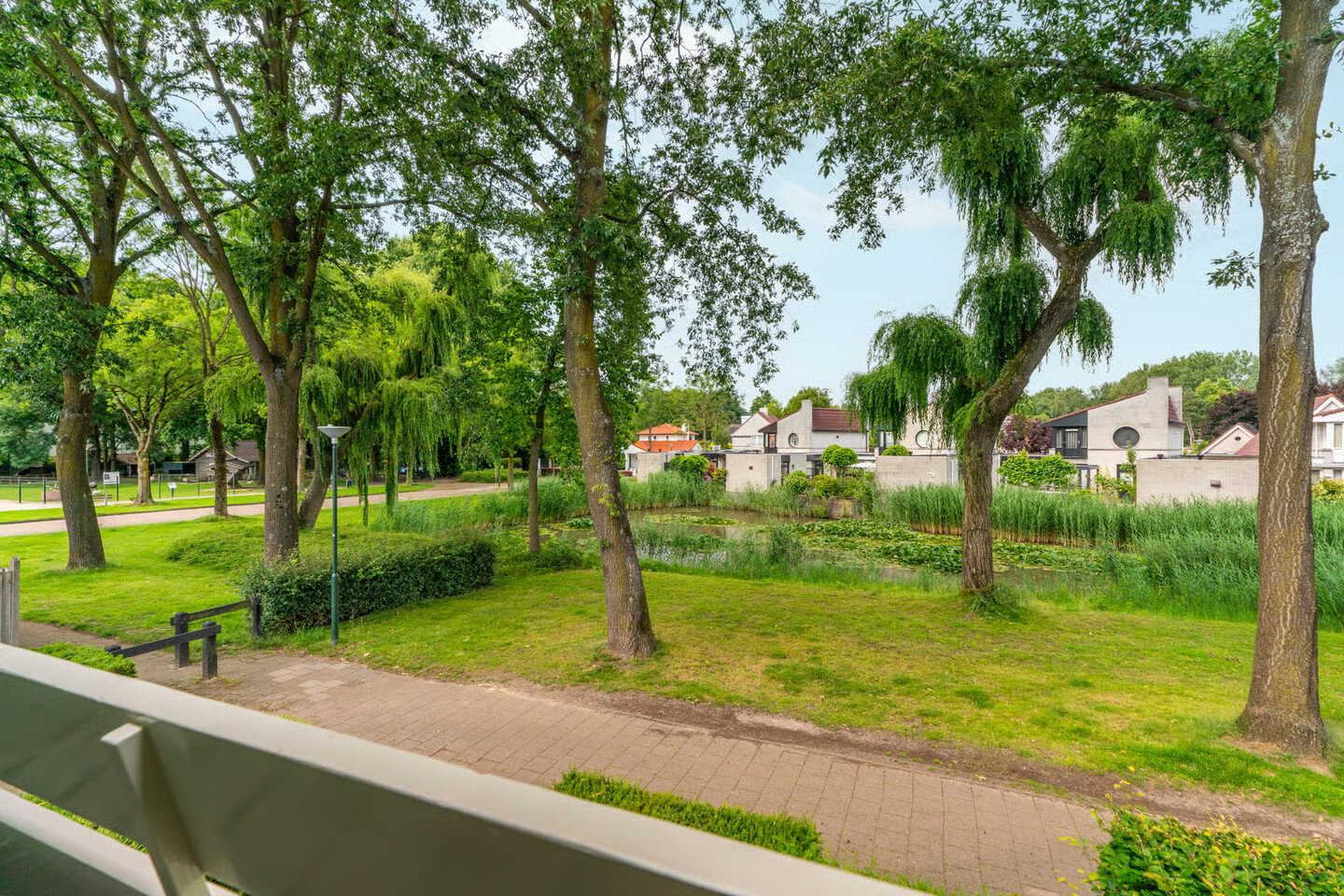 Twee-onder-één-kap te koop: Kerkendijk 104, Schijndel