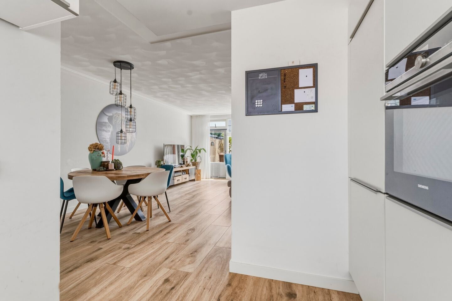 Tussenwoning te koop: Marjoleinhof 17, Schijndel