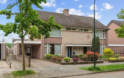 Sint-Martenstraat 16