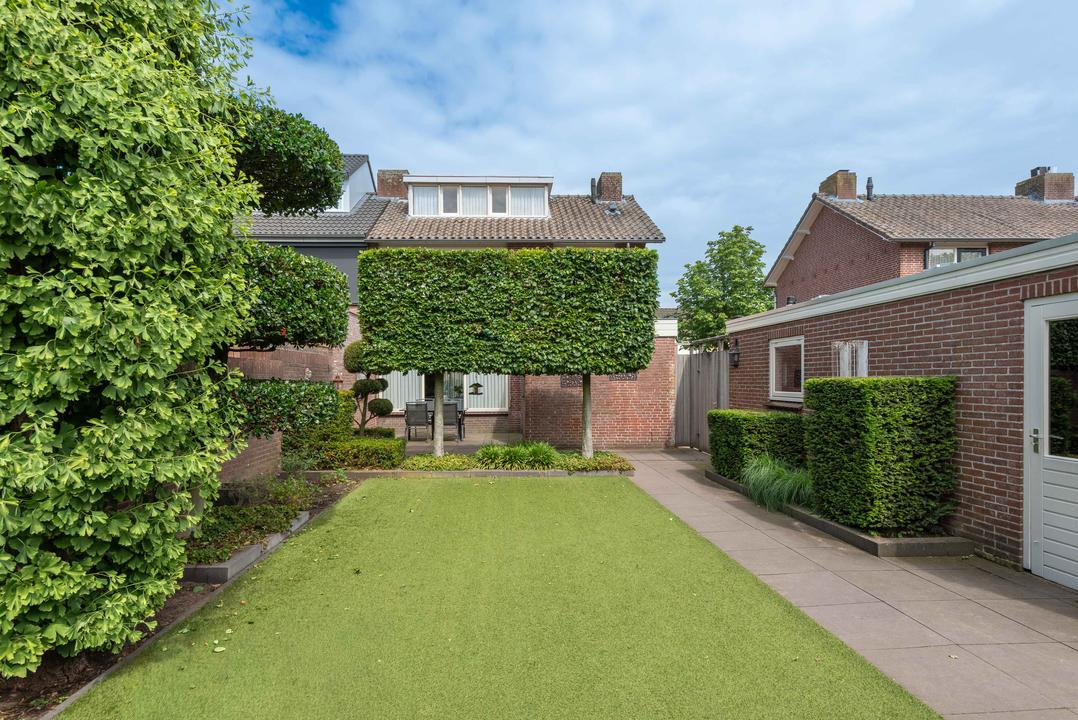 Twee-onder-één-kap te koop: Azaleastraat 38, Sint-Oedenrode