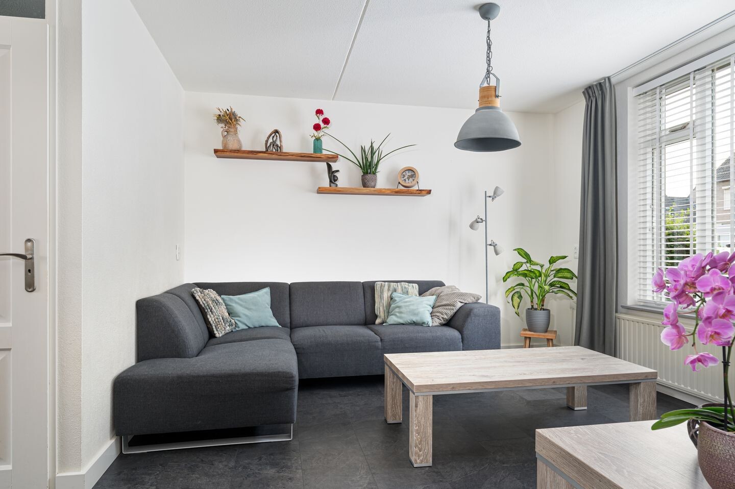 Tussenwoning te koop: Lupinestraat 21, Sint-Oedenrode