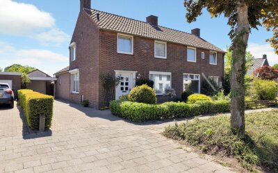 Meester Rij. 25