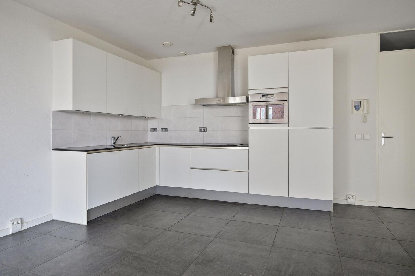 Appartement te koop: Abdijtuinen 222, Veldhoven