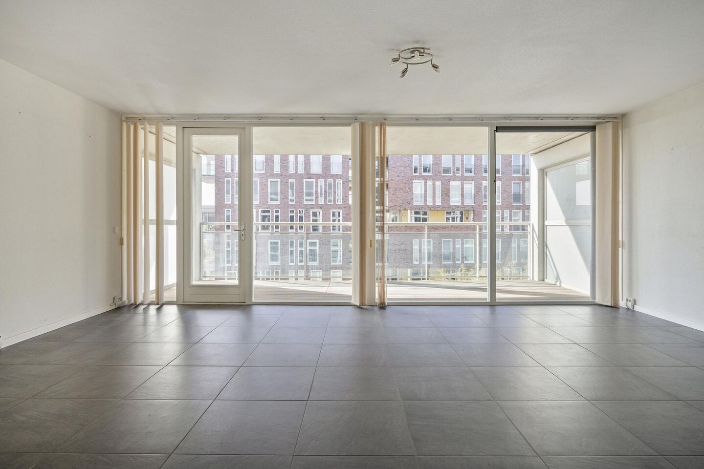 Appartement te koop: Abdijtuinen 222, Veldhoven