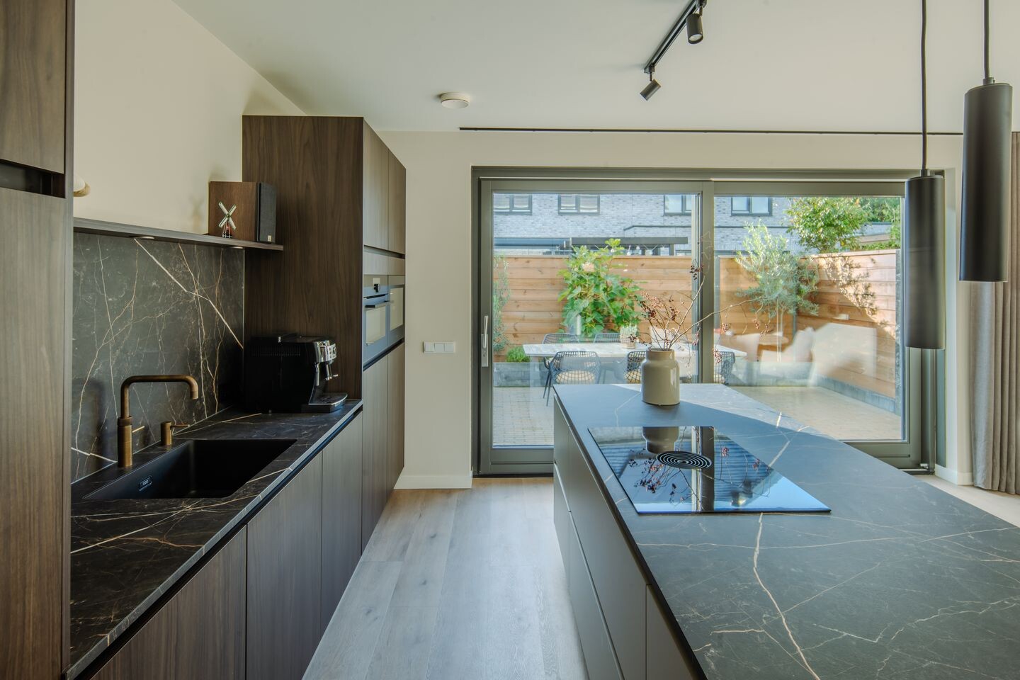 Tussenwoning te koop: Dennenbos 12, Veldhoven