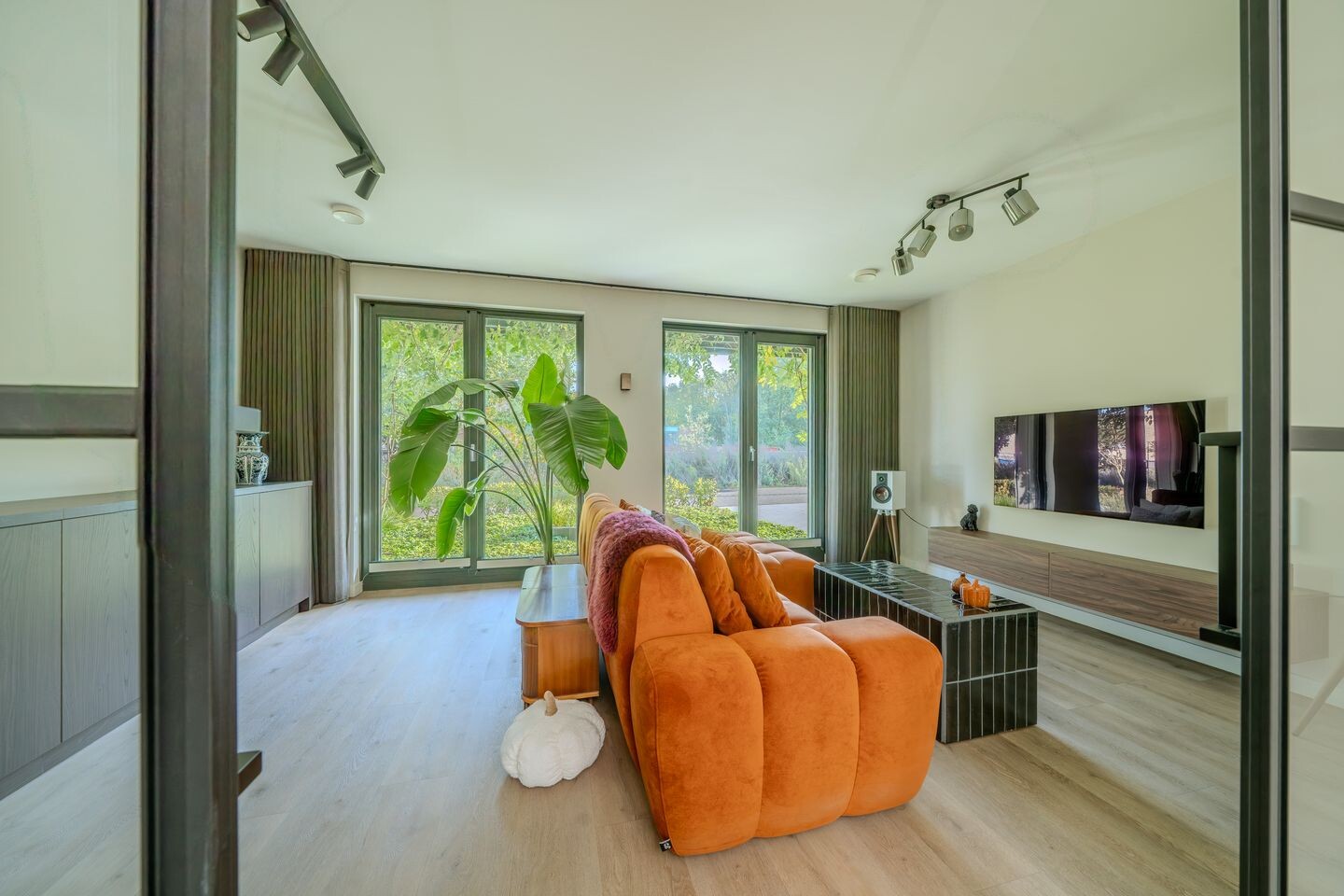 Tussenwoning te koop: Dennenbos 12, Veldhoven