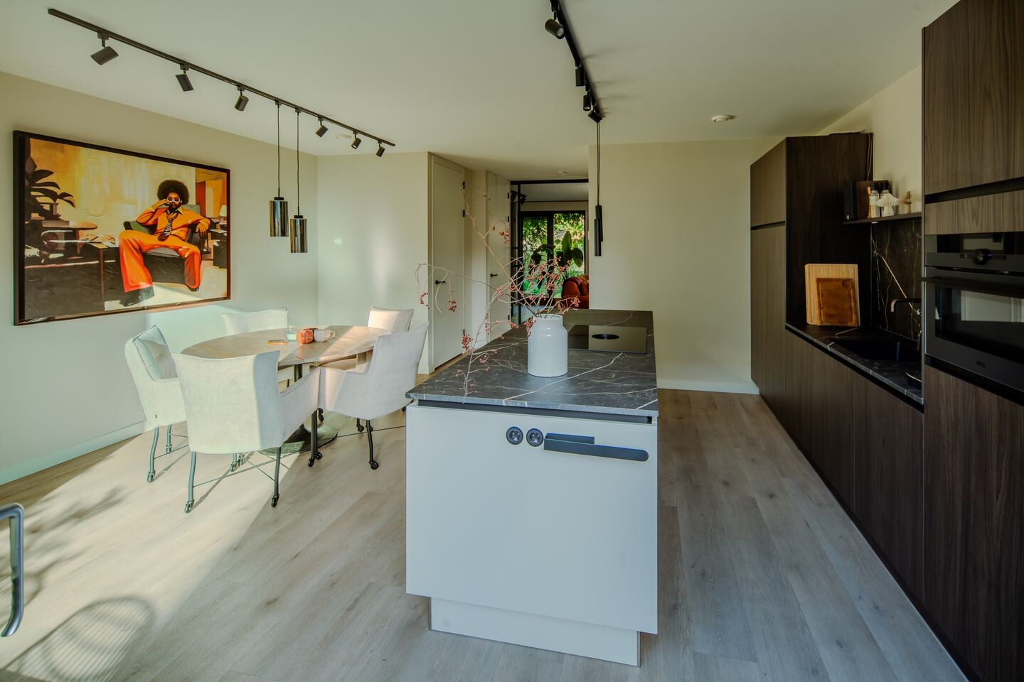 Tussenwoning te koop: Dennenbos 12, Veldhoven