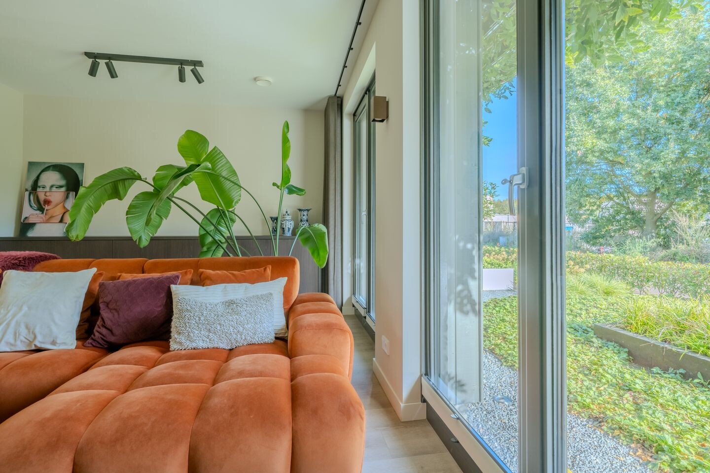 Tussenwoning te koop: Dennenbos 12, Veldhoven